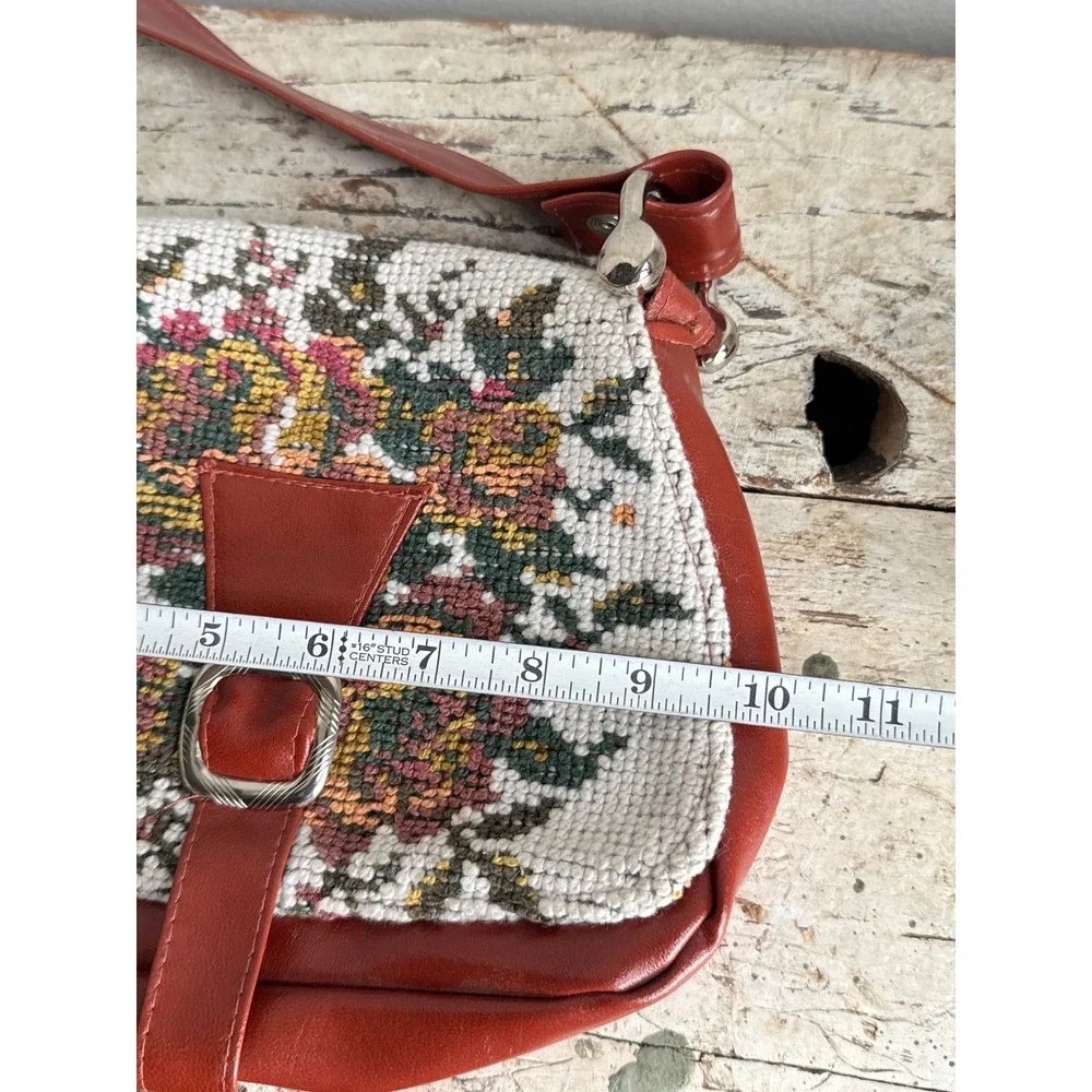 Vintage Floral Needlepoint Tapestry Crossbody Bag Rust Faux Leather Saddle Bag
